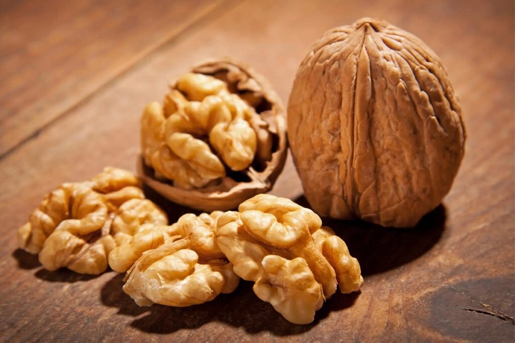 WALNUTS vs ALMONDS