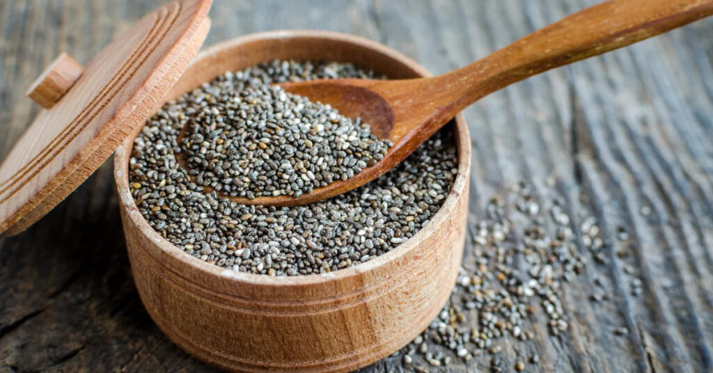 WHITE VS BLACK CHIA SEEDS